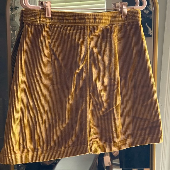 Madewell Gold Corduroy A-Line Mini Skirt Patch Pocket Edition Size 8 - Picture 10 of 10